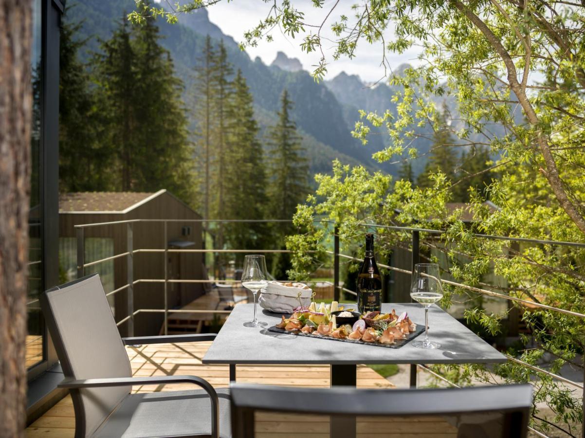 Skyview Chalets Am Camping Toblacher See Ngoại thất bức ảnh